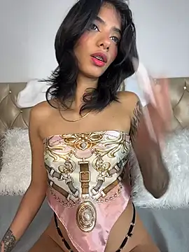 TweetiePieXXX online show from December 20, 10:58 pm