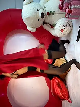 TweetiePieXXX online show from February 11, 9:38 pm