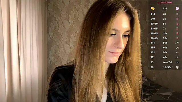 miainheat online show from December 2, 9:11 am