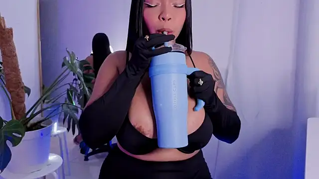 VickyGrey online show from November 8, 8:03 pm