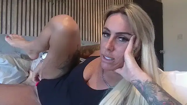 Snapshot of poppyinga1 chatting on September 12, 5:42 pm poppyinga1 online show from September 12, 5:42 pm