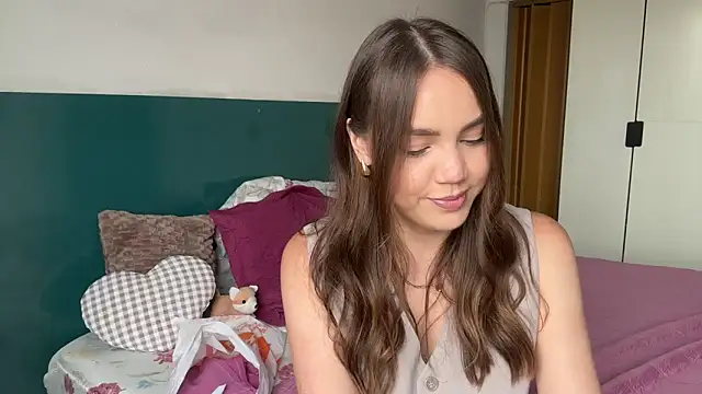 NebulaHaven online show from November 4, 3:06 pm