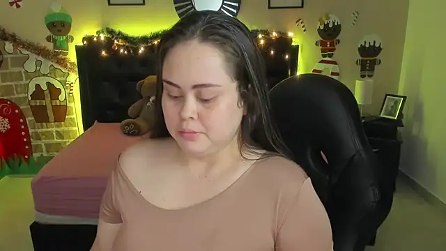 LolaVillalobos online show from December 19, 1:36 pm