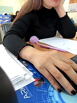 PhuongNhi21 online show from December 1, 12:48 am