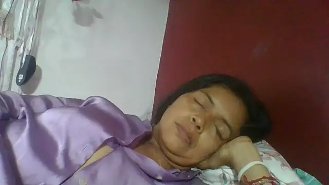 DianaOchoa  online show from February 24, 11:20 am