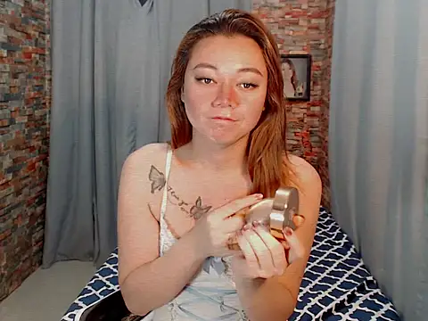 cutemac69 online show from September 30, 9:30 pm