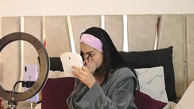 CamiJone online show from February 21, 1:39 am