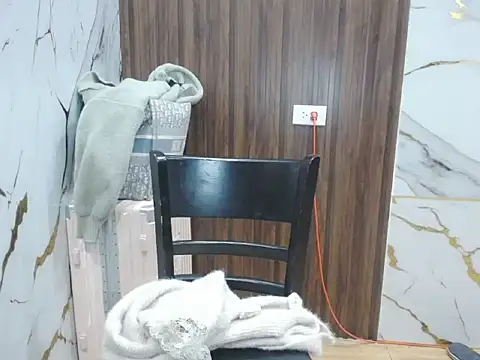 Min Min2k online show from January 18, 5:26 am