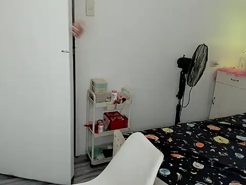 Alovelydoll nica online show from October 31, 12:34 am