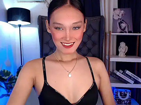 Snapshot of sensualmelody143 chatting on October 3, 6:24 pm sensualmelody143 online show from October 3, 6:24 pm