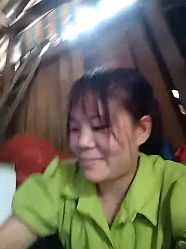 Nguyet135 online show from April 6, 3:50 am