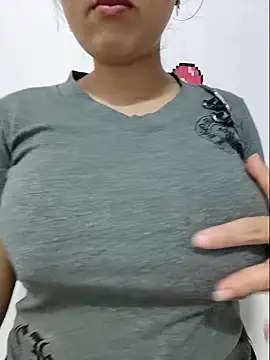 Shiny Babe online show from March 13, 4:58 am