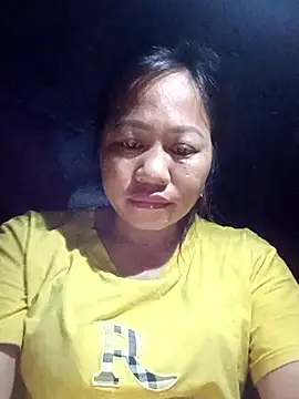 Phiphi135 online show from April 16, 9:50 pm