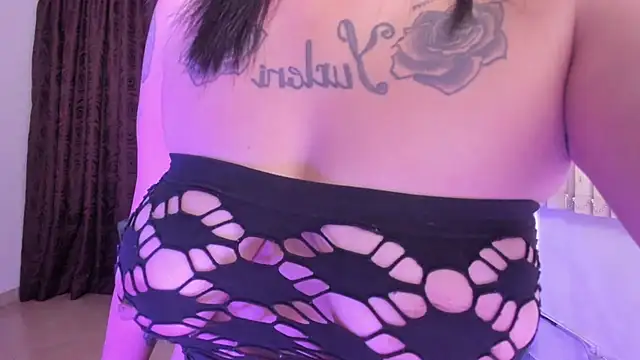 Dantzel  online show from November 13, 7:46 pm