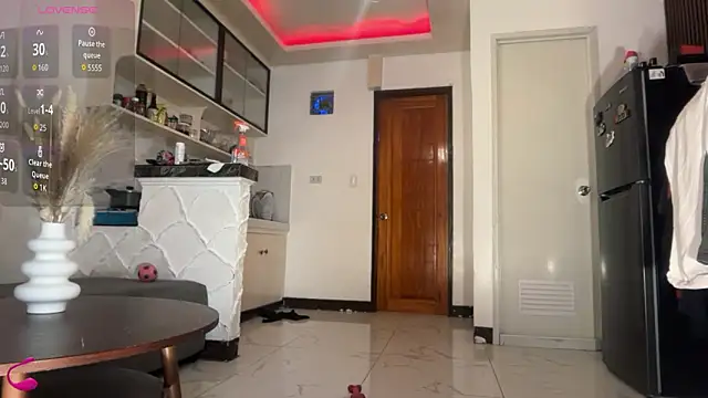 majestic princesslei1 online show from April 11, 1:12 am