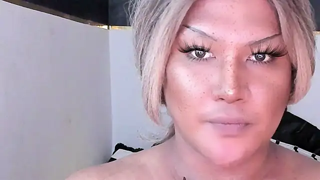 MistressDuhara online show from April 18, 10:20 pm