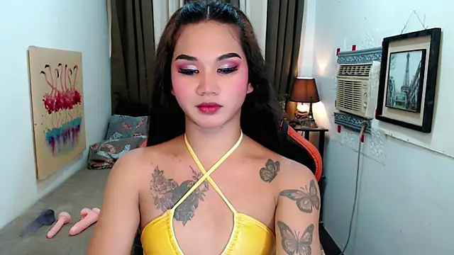 Snapshot of lil_fantacy chatting on October 6, 9:26 am lil fantacy online show from October 6, 9:26 am