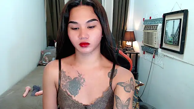 Snapshot of lil_fantacy chatting on October 13, 12:19 pm lil fantacy online show from October 13, 12:19 pm