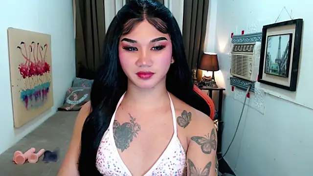 Snapshot of lil_fantacy chatting on October 2, 4:01 pm lil fantacy online show from October 2, 4:01 pm