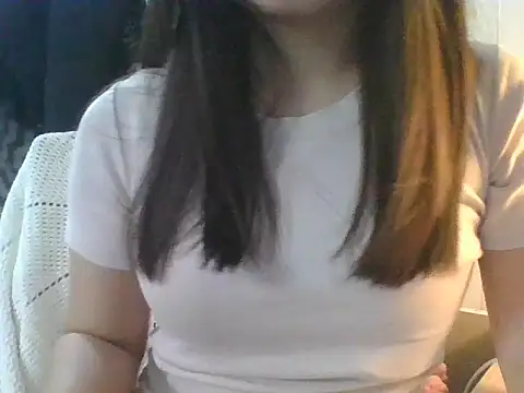 Linzly online show from December 19, 3:21 am