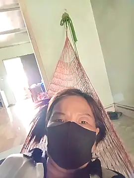 Snapshot of Harmony92 chatting on September 21, 3:49 am Harmony92 online show from September 21, 3:49 am