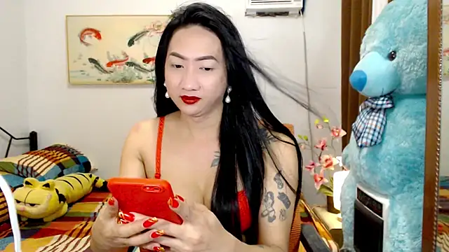 LovelyQueen69 online show from November 18, 5:41 am