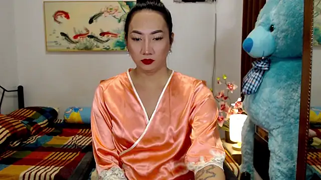 LovelyQueen69 online show from September 14, 10:51 pm