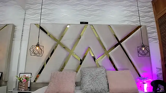 FernandaRousse online show from October 29, 5:15 pm