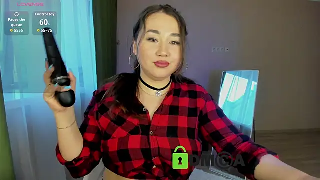 emilia mur online show from April 11, 3:37 pm