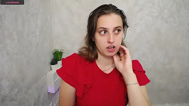 AmandaDimond  online show from June 30, 1:21 pm