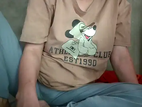 Linbi135 online show from April 13, 9:21 am