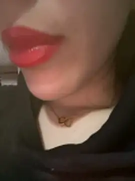 Mimisixo online show from April 2, 11:35 pm