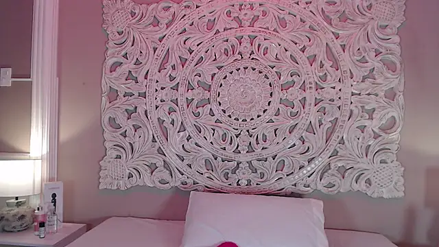 Snapshot of VictoriaPowell chatting on September 16, 12:02 pm VictoriaPowell online show from September 16, 12:02 pm