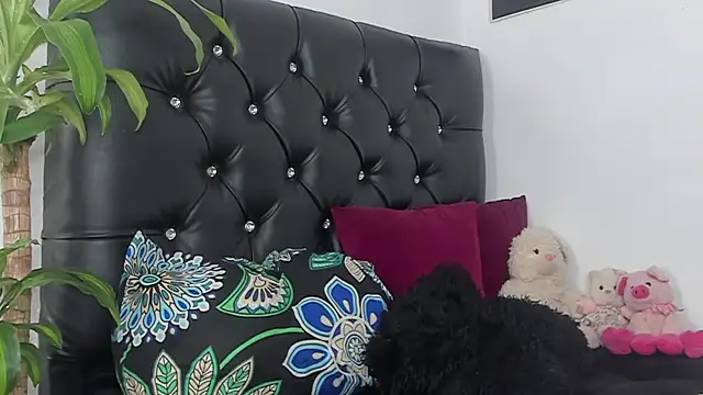 Britney Rose online show from October 24, 6:42 am