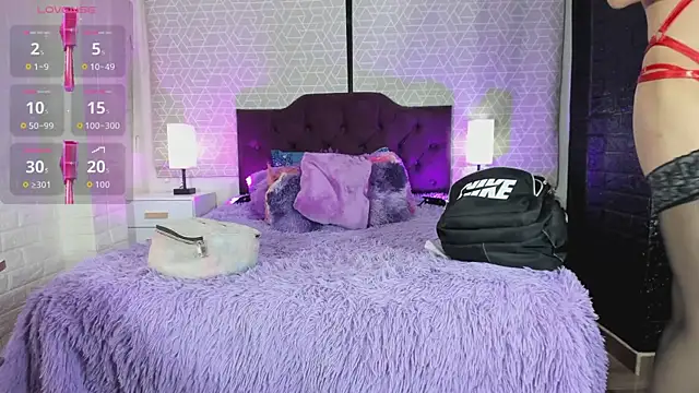 Zamara Kleii online show from November 12, 5:38 am