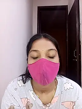 Cute Rakhi8 online show from May 26, 12:15 pm