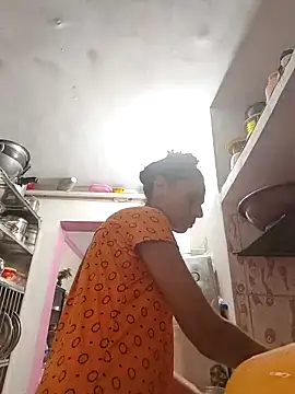 ISHANI-SINGH online show from October 29, 4:42 pm