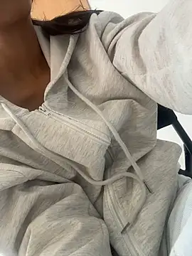 sofia ange online show from April 24, 4:43 pm