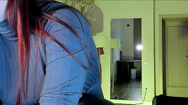 Meri Cutte online show from December 15, 1:38 pm