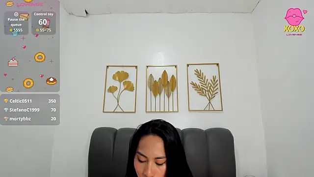 AlmiraFhaye online show from April 13, 8:09 pm