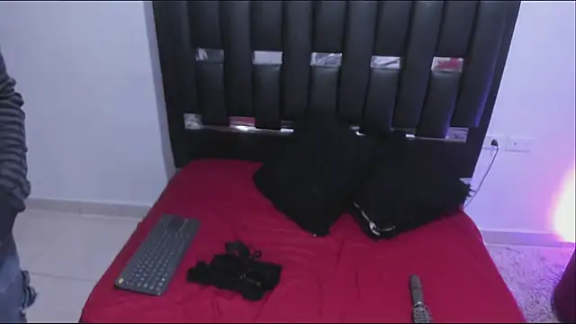 keith cute online show from March 19, 1:26 pm