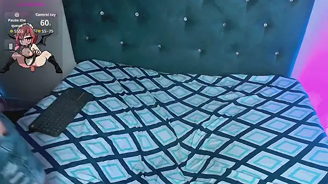 keith cute online show from February 23, 7:24 pm