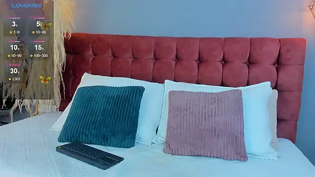 Tania 77  online show from February 17, 12:26 pm