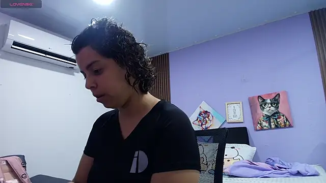 gisell gomez online show from April 17, 8:00 pm