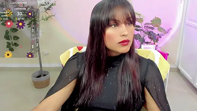 Cameroon-Diaz online show from March 11, 1:58 pm