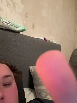 CurvyPaar2 online show from April 7, 8:33 pm