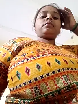 Snapshot of Hot_crety chatting on October 12, 11:45 am Hot crety online show from October 12, 11:45 am