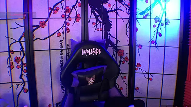 Vanelope sweet  online show from July 22, 4:35 am