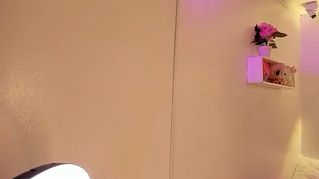 katia ws online show from April 20, 4:10 pm