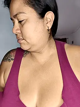 NARNYALABELLA online show from April 18, 11:35 am